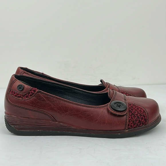 Dansko Womens Burgundy Leather Slip On Shoes Casual Career Tweed & Button Detail - Picture 2 of 12